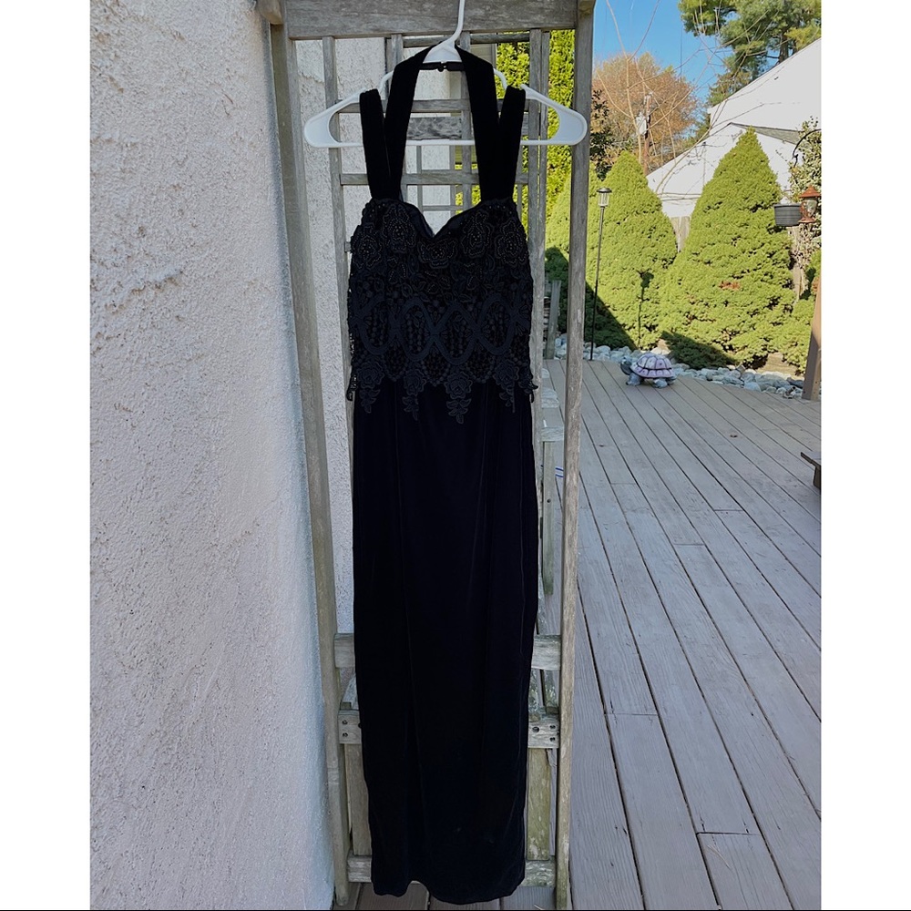 NWOT Jessica McClintock Velvet Beaded Halter + Straps dress